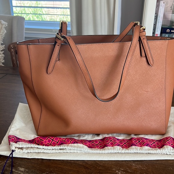 Tory Burch Large York Tote | Good Condition - Picture 2 of 4
